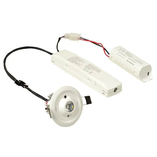 OFX LED emergency inbouwspot with 2.5W, 240 lumen, 6000K, 3-hour battery backup, for emergency lighting in ceilings.