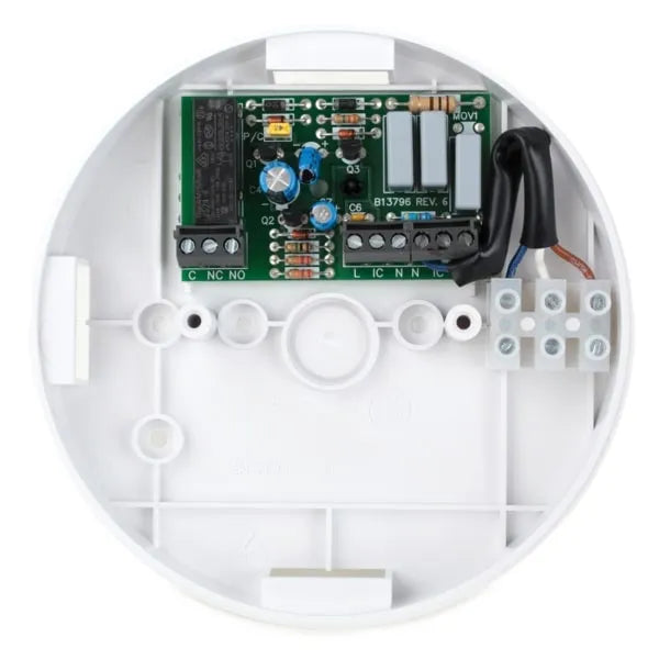 EI Electronics RF-koppelbare rookmelder with 9V backup, wireless smoke detector for enhanced fire safety.